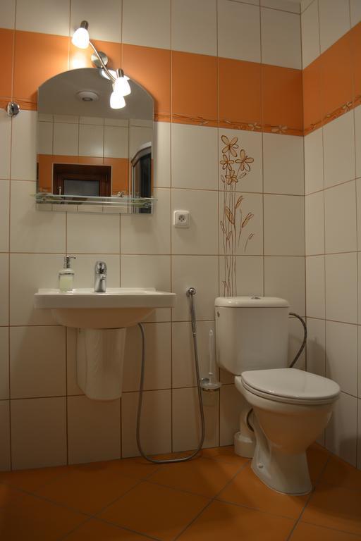 Penzion Farma Dvorec Radnice Chambre photo