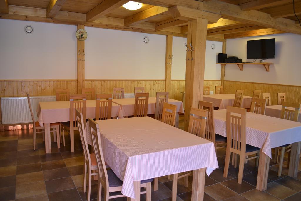 Penzion Farma Dvorec Radnice Extérieur photo
